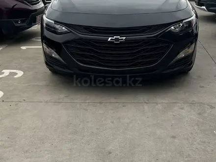 Chevrolet Malibu 2022 года за 11 000 000 тг. в Алматы – фото 3