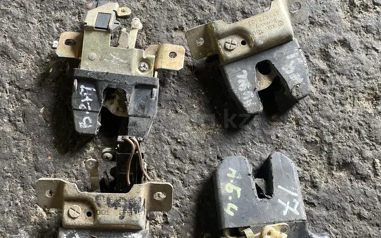 Замок багажника за 8 000 тг. в Алматы