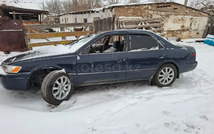 Toyota Camry 1998 года за 1 500 000 тг. в Павлодар