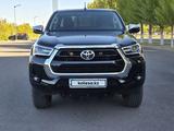 Toyota Hilux 2024 года за 26 000 000 тг. в Астана – фото 2