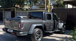 Jeep Gladiator 2023 годаүшін41 000 000 тг. в Алматы – фото 5