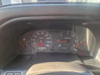 Nissan Patrol, 2000