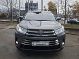 Toyota Highlander 2017 года за 17 000 000 тг. в Алматы