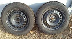Диски с двумя резиной за 80 000 тг. в Петропавловск – фото 2