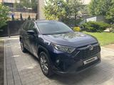 Toyota RAV4 2021 года за 15 000 000 тг. в Алматы
