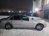 Mercedes-Benz E 320 2004 года за 6 000 000 тг. в Усть-Каменогорск – фото 2