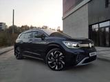 Volkswagen ID.6 2023 года за 17 500 000 тг. в Шымкент