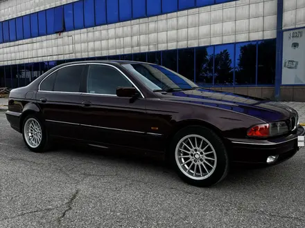 BMW 528 1997 года за 3 100 000 тг. в Алматы – фото 3