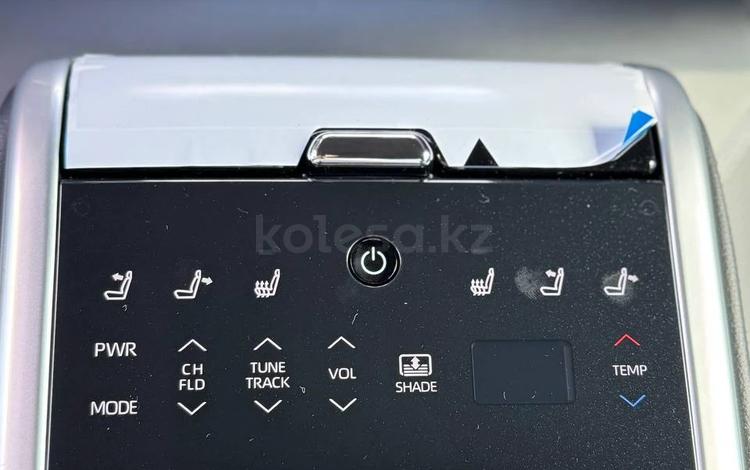 Toyota Camry Luxe — миниатюра 5