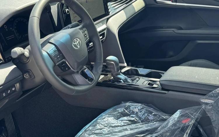 Toyota Camry Luxe — миниатюра 2