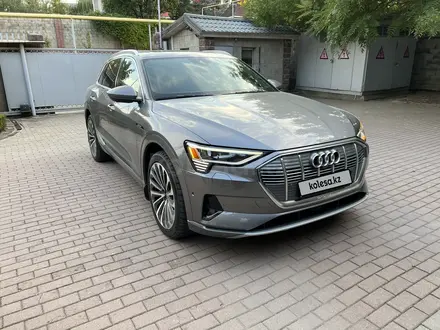 Audi e-tron 2019 года за 21 300 000 тг. в Алматы