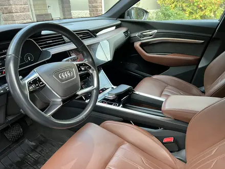 Audi e-tron 2019 года за 21 300 000 тг. в Алматы – фото 2