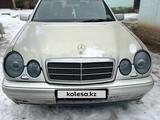 Mercedes-Benz E 320 1996 годаfor2 500 000 тг. в Байконыр – фото 4