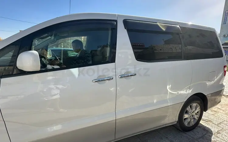 Toyota Alphard 2004 годаfor8 000 000 тг. в Жанаозен