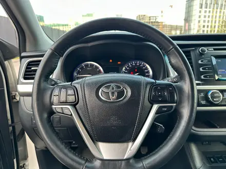 Toyota Highlander 2015 года за 14 300 000 тг. в Астана – фото 14