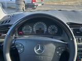 Mercedes-Benz E 320 2001 годаүшін6 200 000 тг. в Аральск – фото 3