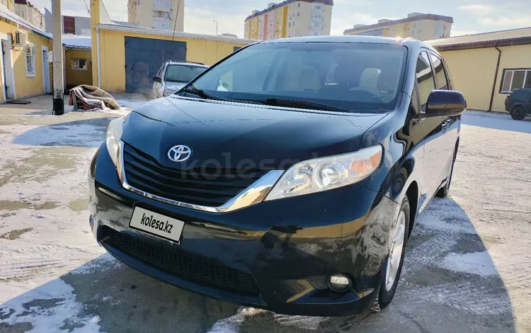 Toyota Sienna 2014 года за 8 000 000 тг. в Атырау