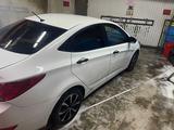 Hyundai Solaris 2014 годаүшін4 300 000 тг. в Астана – фото 2