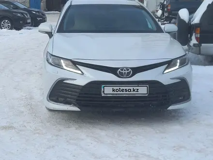 Toyota Camry 2021 года за 14 900 000 тг. в Петропавловск