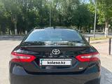 Toyota Camry 2019 года за 12 300 000 тг. в Шымкент – фото 4