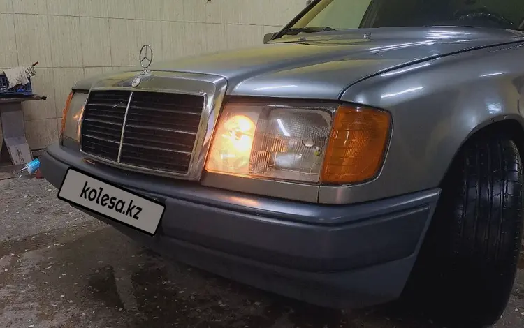 Mercedes-Benz E 230 1991 года за 1 450 000 тг. в Шымкент