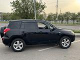 Toyota RAV4 2006 года за 6 950 000 тг. в Алматы – фото 3