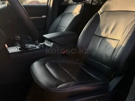 Ford Explorer 2018 года за 12 500 000 тг. в Алматы – фото 14