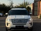 Ford Explorer 2018 года за 12 500 000 тг. в Алматы – фото 2