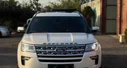 Ford Explorer 2018 года за 12 500 000 тг. в Алматы – фото 2