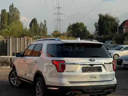 Ford Explorer 2018 года за 12 500 000 тг. в Алматы – фото 5