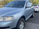 Volkswagen Touareg 2005 годаүшін4 400 000 тг. в Алматы