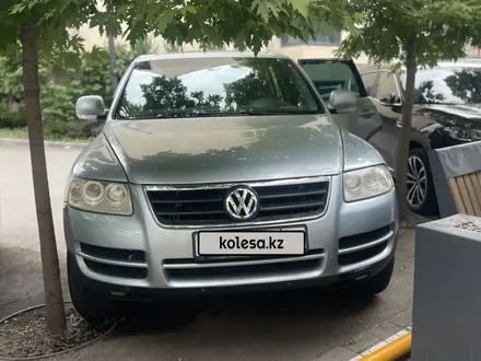 Volkswagen Touareg 2005 года за 4 400 000 тг. в Алматы – фото 8