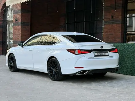 Lexus ES 350 2019 года за 24 500 000 тг. в Астана – фото 5