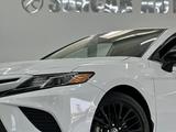 Toyota Camry 2020 года за 14 000 000 тг. в Кызылорда – фото 2