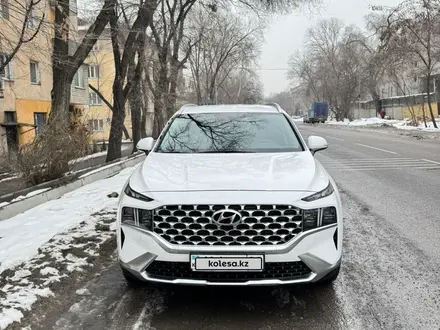 Hyundai Santa Fe 2023 года за 19 500 000 тг. в Алматы