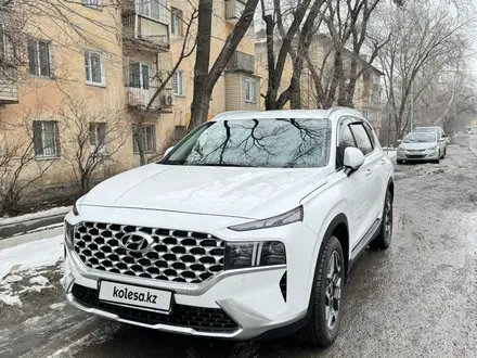 Hyundai Santa Fe 2023 года за 19 500 000 тг. в Алматы – фото 3