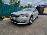 Volkswagen Passat 2014 годаүшін7 800 000 тг. в Караганда