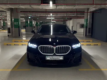 BMW 530 2024 года за 37 000 000 тг. в Астана – фото 5