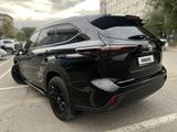 Toyota Highlander 2021 года за 17 500 000 тг. в Актобе – фото 4