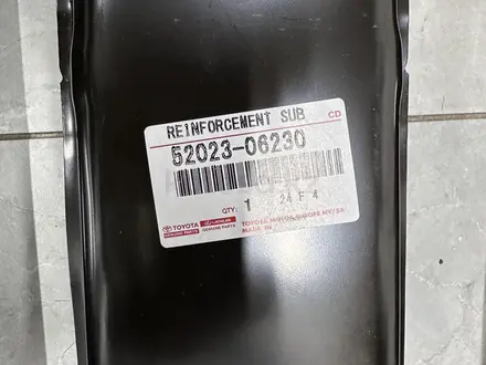 Фонарь, крышка багажника, фартук, усилитель бампера Toyota Camry 70 за 100 000 тг. в Алматы – фото 7