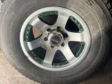 Резина на дисках 265/70 R16 в отличном состояние стояли на Сюрфе за 250 000 тг. в Усть-Каменогорск