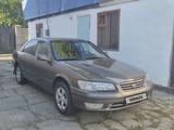 Toyota Camry 2000 года за 3 250 000 тг. в Талдыкорган – фото 2