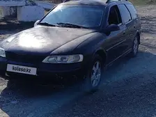 Opel Vectra, 2001