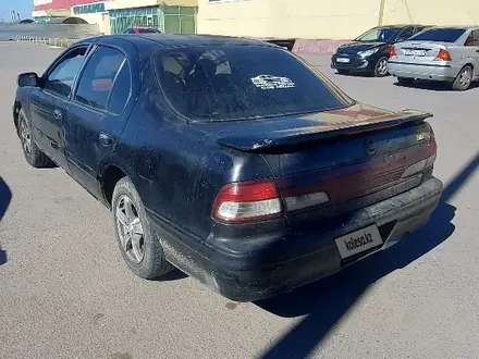 Nissan Cefiro 1997 года за 1 350 000 тг. в Астана