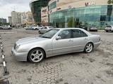 Mercedes-Benz E 280 1999 годаүшін4 300 000 тг. в Астана – фото 3