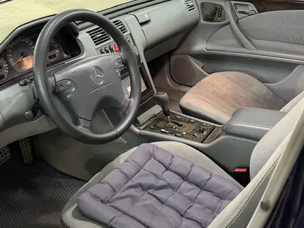 Mercedes-Benz E 320 2001 года за 4 200 000 тг. в Шымкент – фото 12