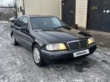 Mercedes-Benz C 180 1994 года за 2 300 000 тг. в Караганда