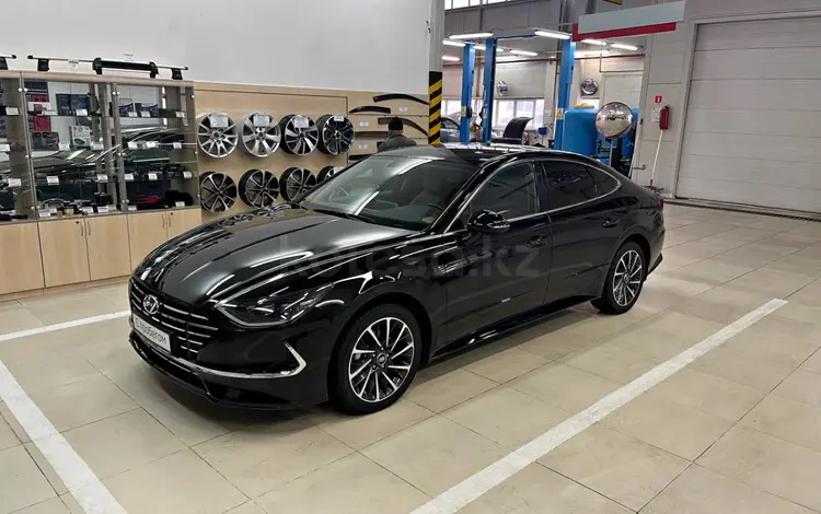 Hyundai Sonata 2020 года за 14 400 000 тг. в Алматы