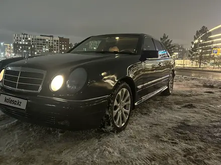 Mercedes-Benz E 200 1996 года за 2 200 000 тг. в Астана