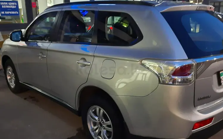 Mitsubishi Outlander 2013 годаүшін8 300 000 тг. в Алматы